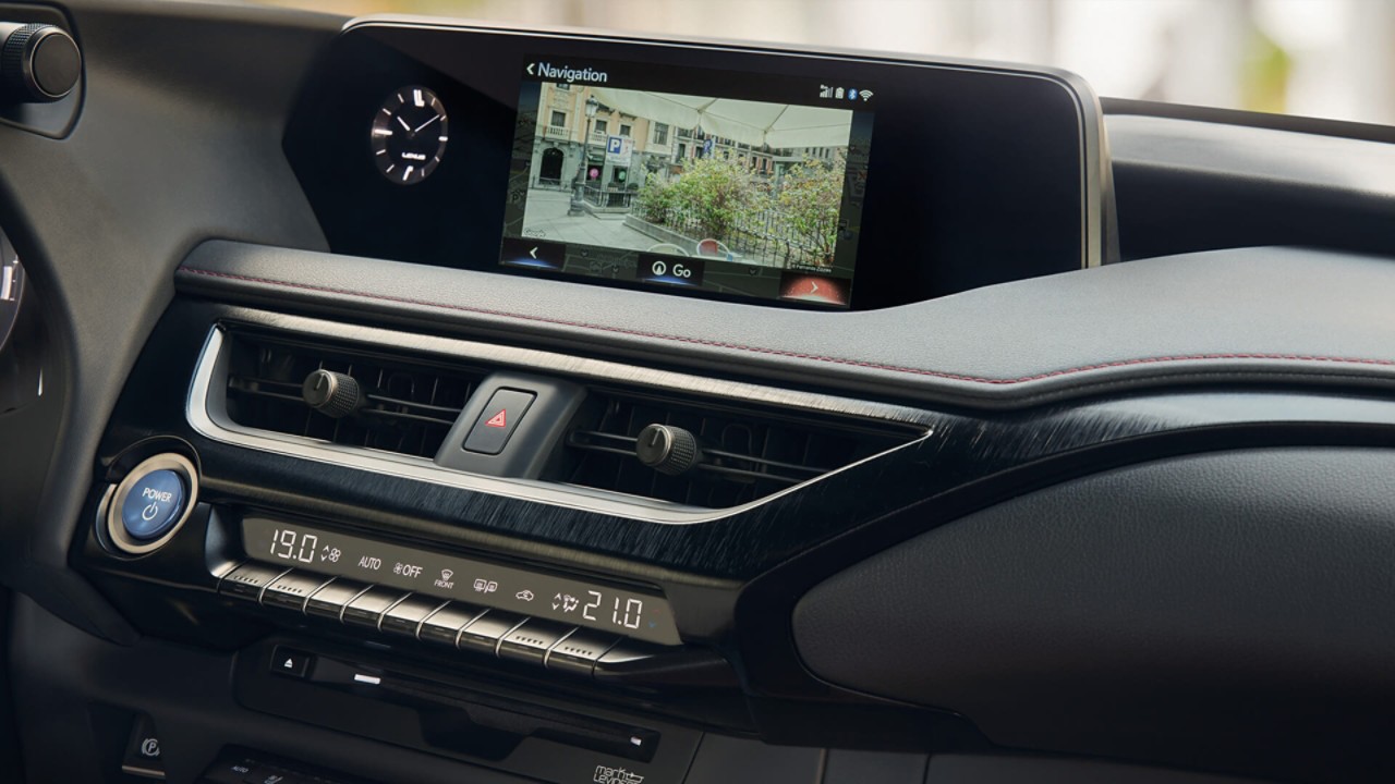 Innenausstattung eines Lexus Wagens