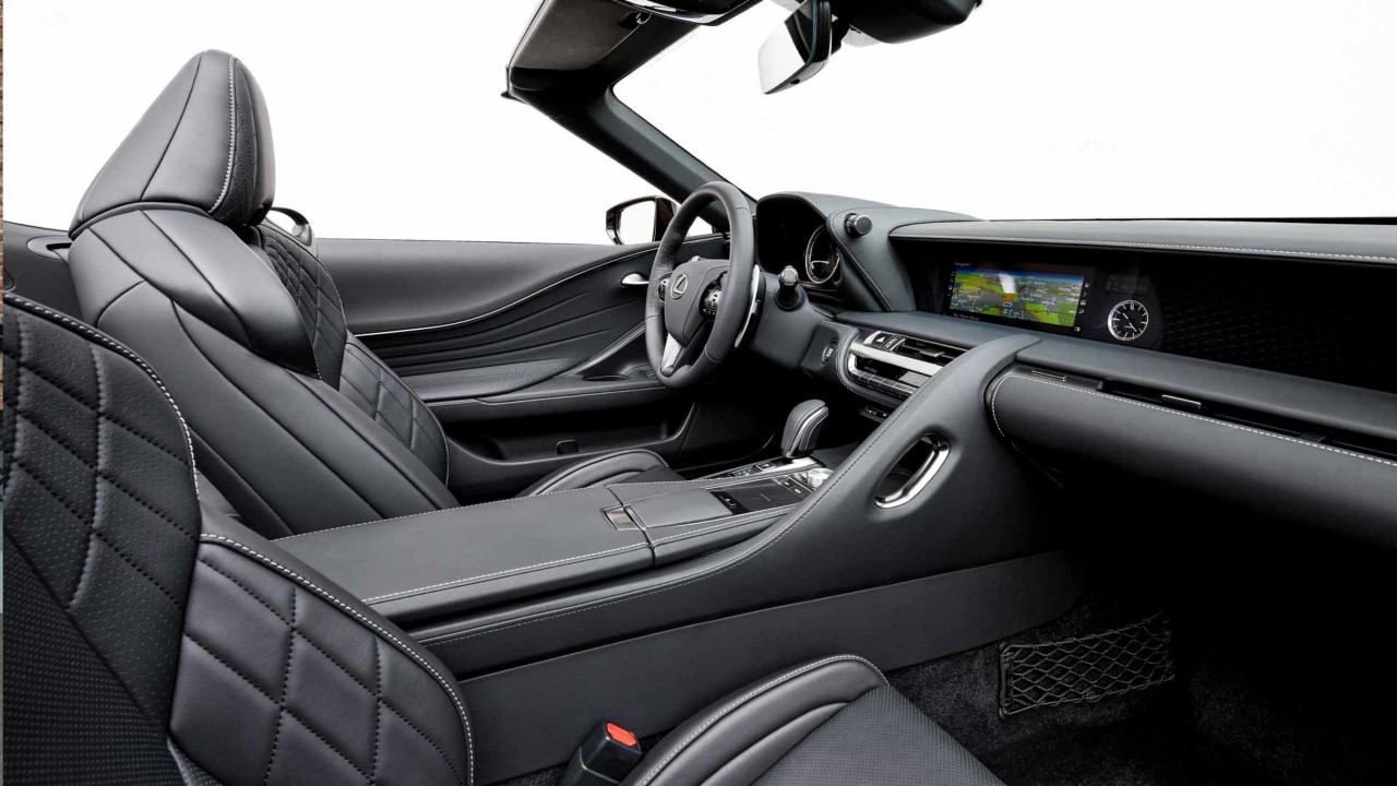 Konsole des Lexus LC Cabriolet.