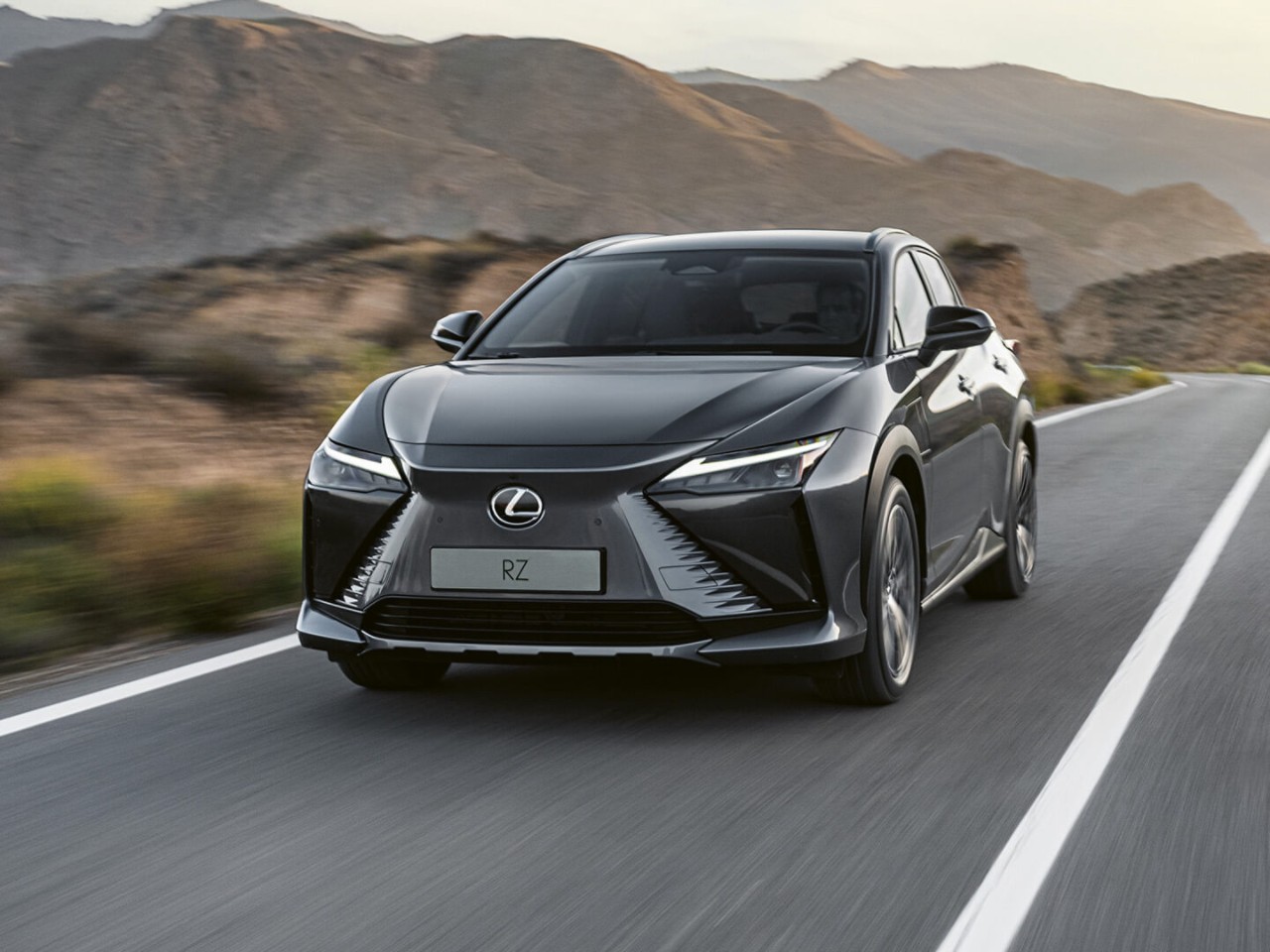 Lexus RZ